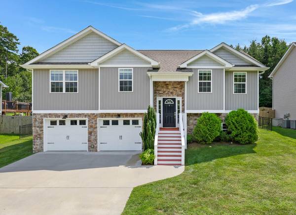 1758 Short Leaf Lane, Soddy Daisy, TN 37379