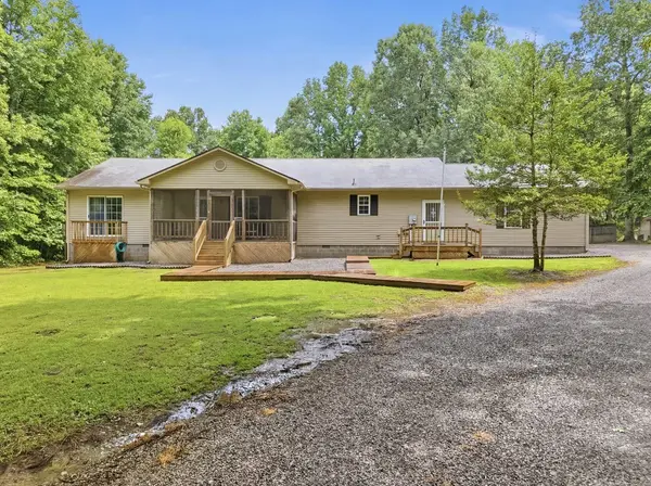 3291 Cumberland Lakes Dr, Monterey, TN 38574
