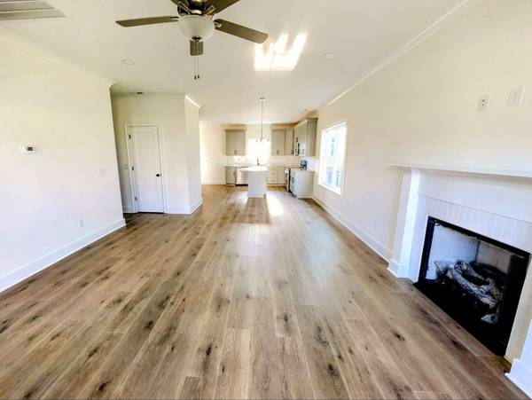 3304 Stonehorn Dr, Bell Buckle, TN 37020