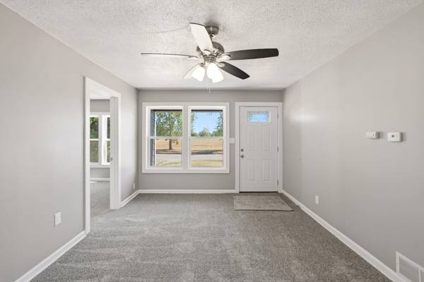 1825 S Elizabeth, Wichita, KS 67213
