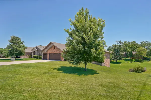 5390 S Oxynard ST, Springfield, MO 65810