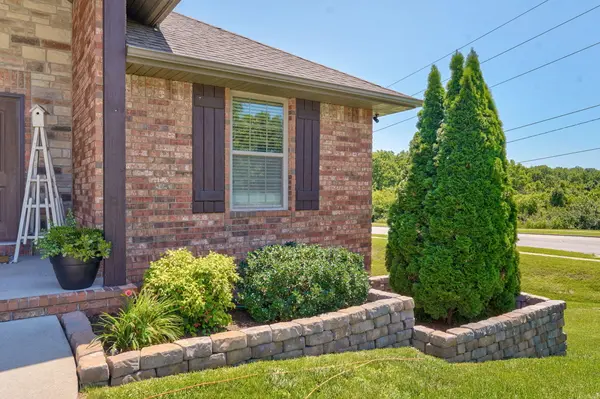 5390 S Oxynard ST, Springfield, MO 65810
