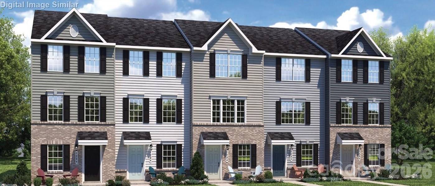 4220 Vallhorn LN, Charlotte, NC 28213