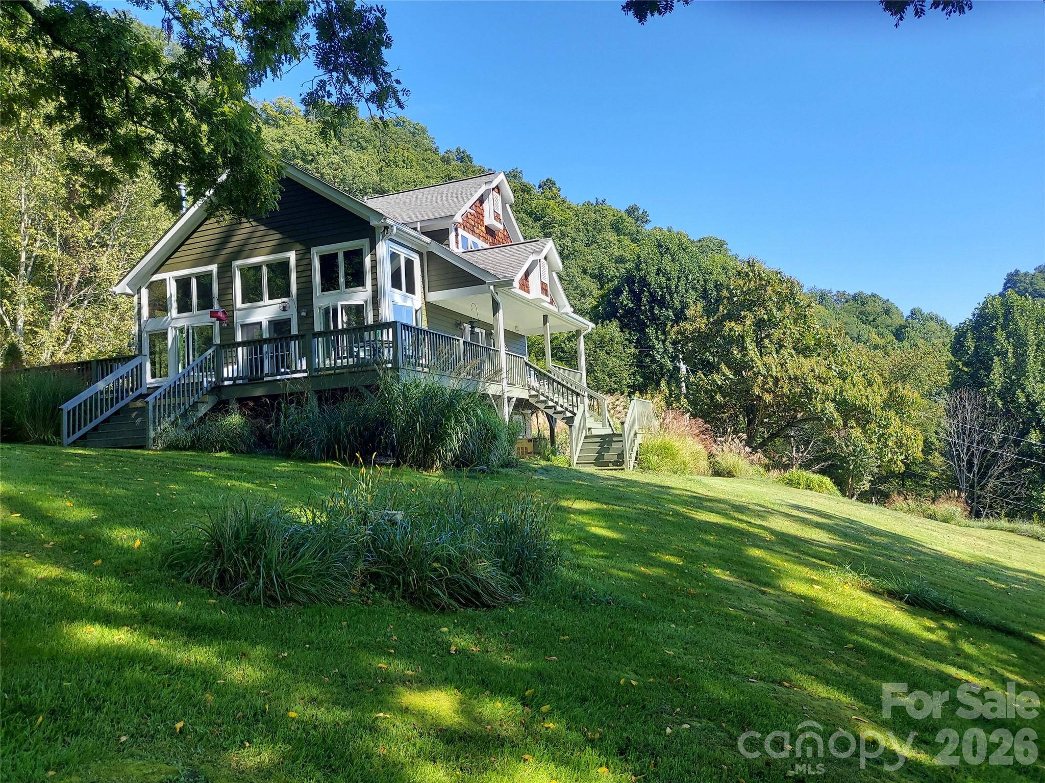 1201 Cathey Cove RD, Waynesville, NC 28786