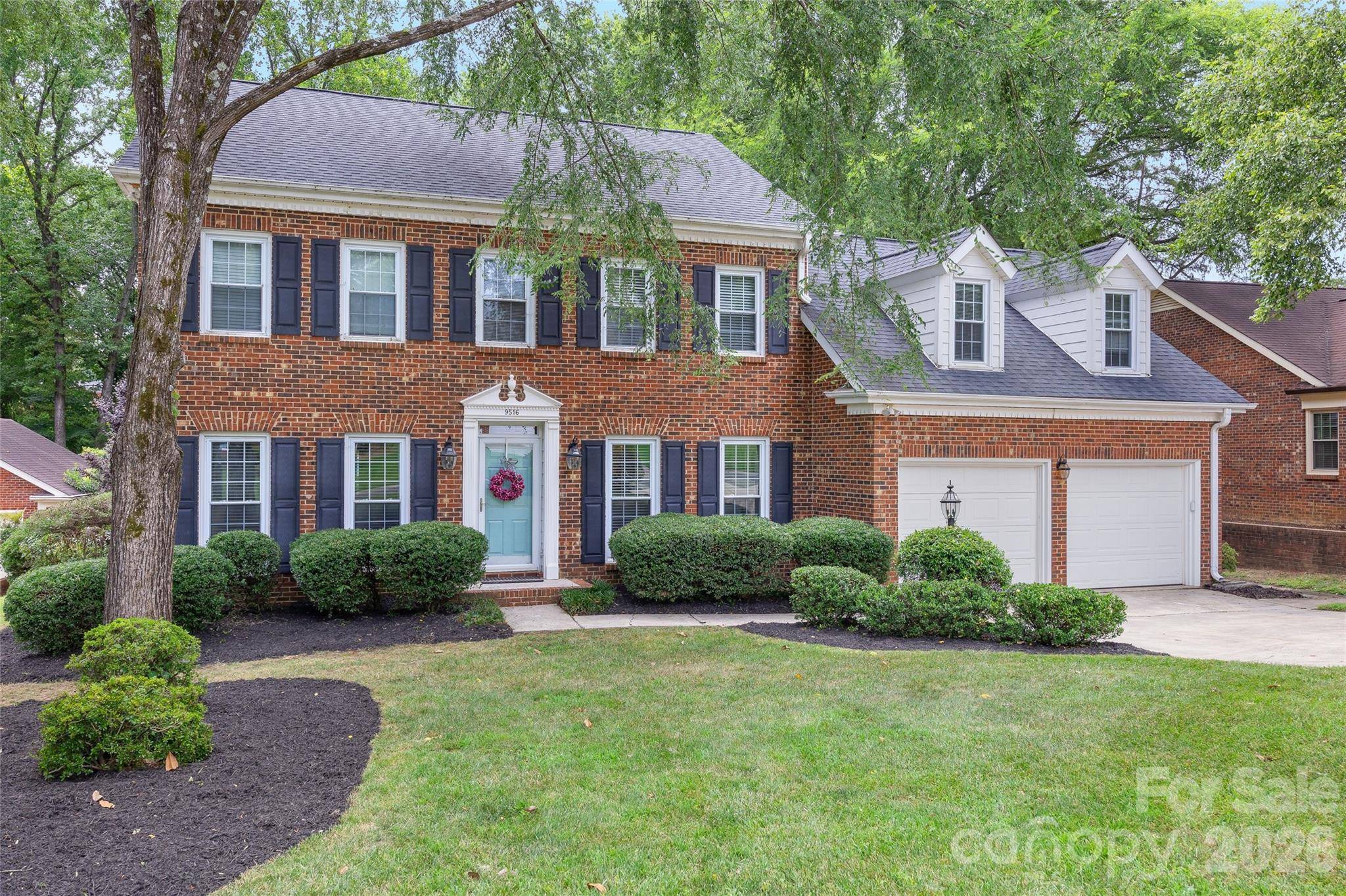9516 Deer Spring LN, Charlotte, NC 28210