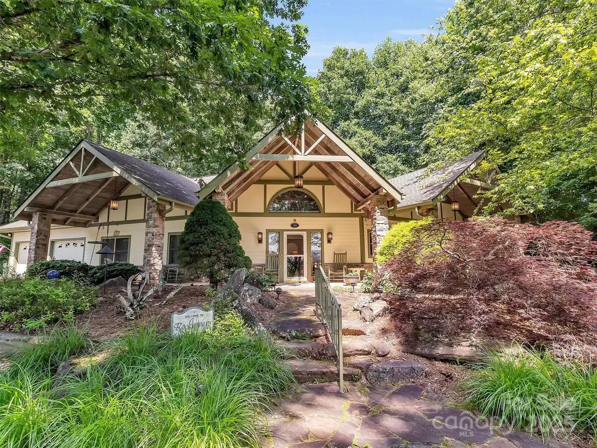 144 Ruffed Grouse LN, Waynesville, NC 28786
