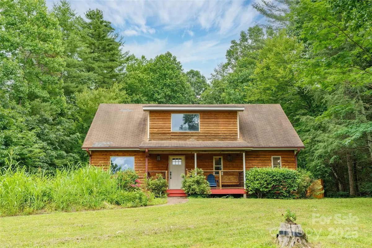 204 Terrys Gap Loop RD, Fletcher, NC 28732
