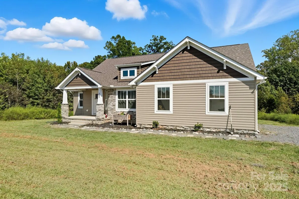 345 Knox Farm RD, Statesville, NC 28677