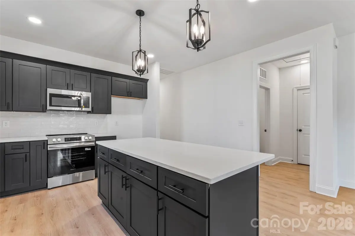 755 Mockingbird RD #3, Albemarle, NC 28001