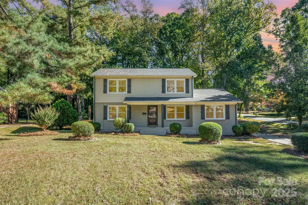 1201 Berkshire DR, Kannapolis, NC 28081