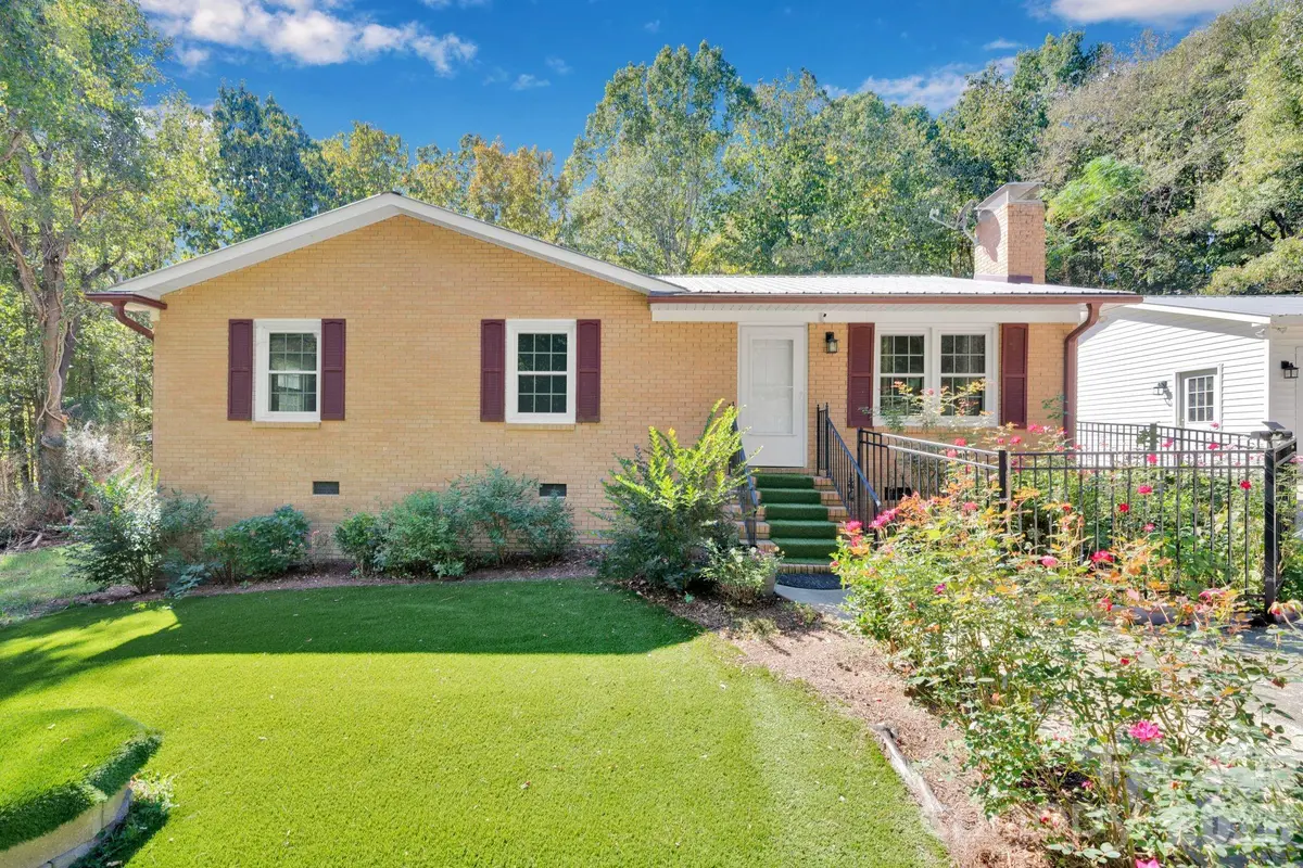 4612 Huggins RD, Marshville, NC 28103