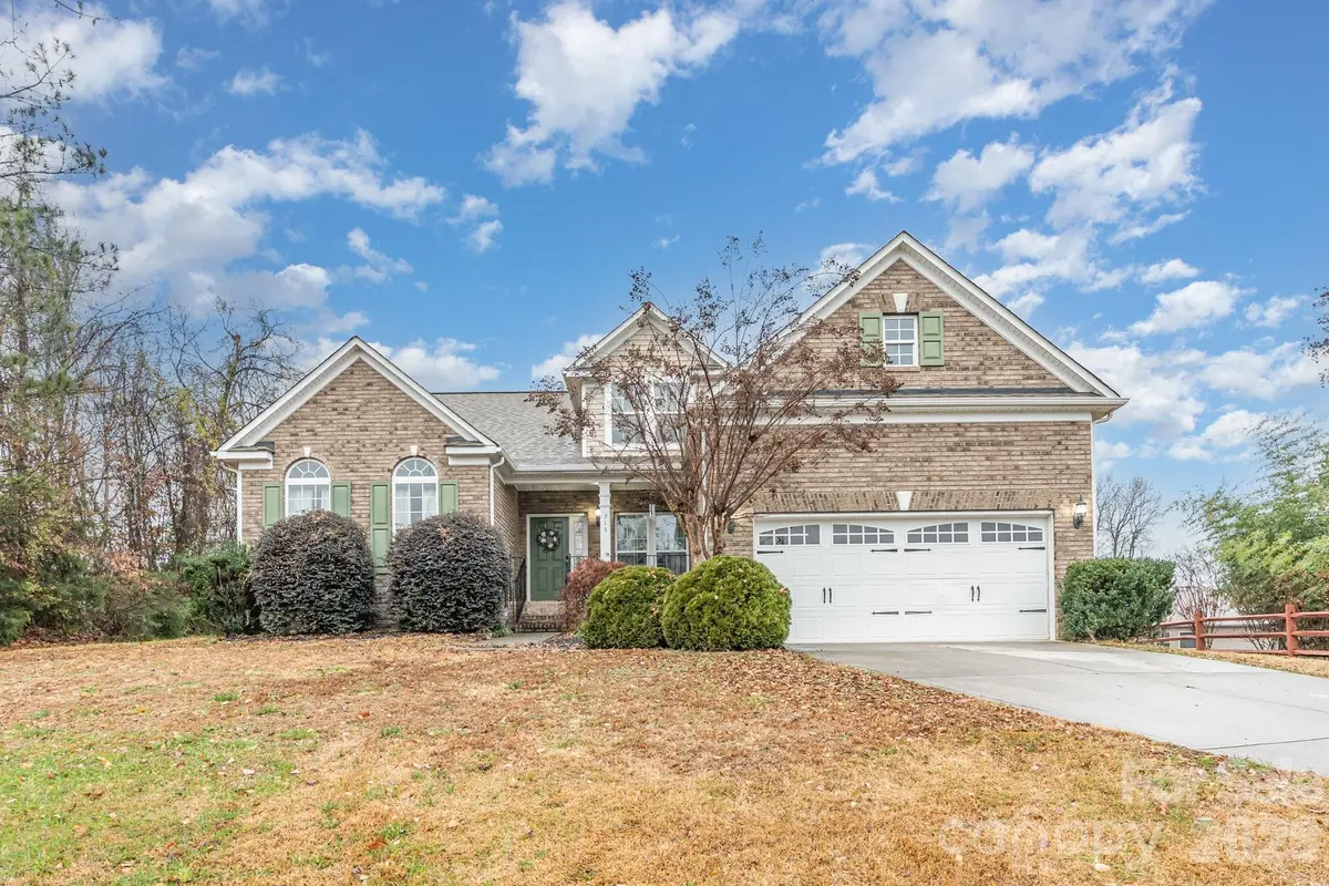 715 Cider CT, Lake Wylie, SC 29710