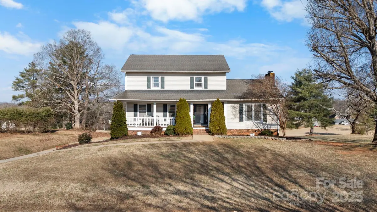 20 Meandering WAY, Granite Falls, NC 28630