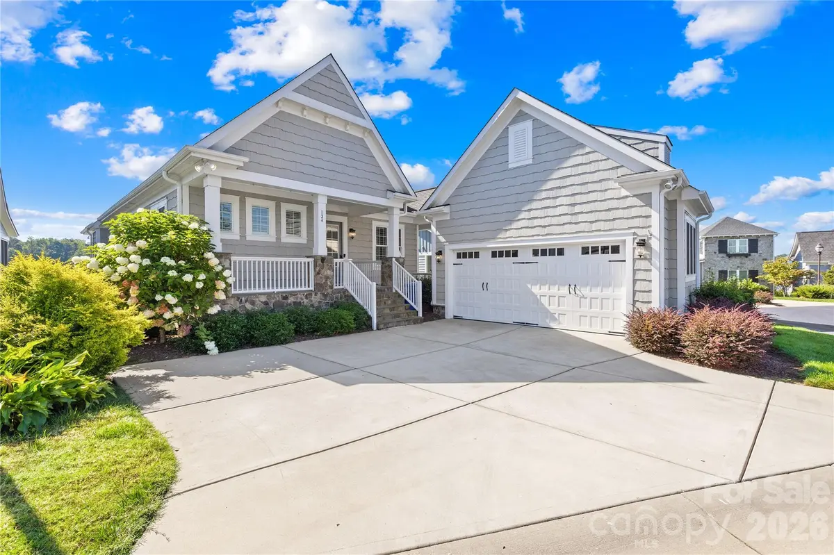 124 Sisters Cove CT, Mooresville, NC 28117