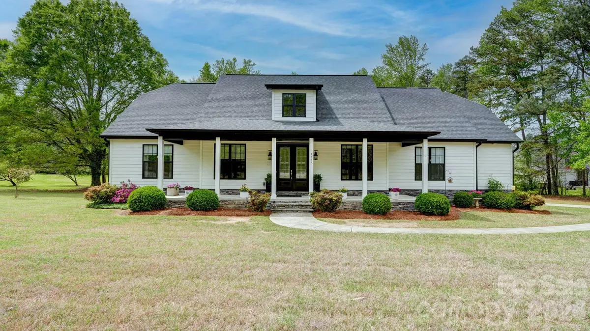 1775 Enochville RD, Kannapolis, NC 28081