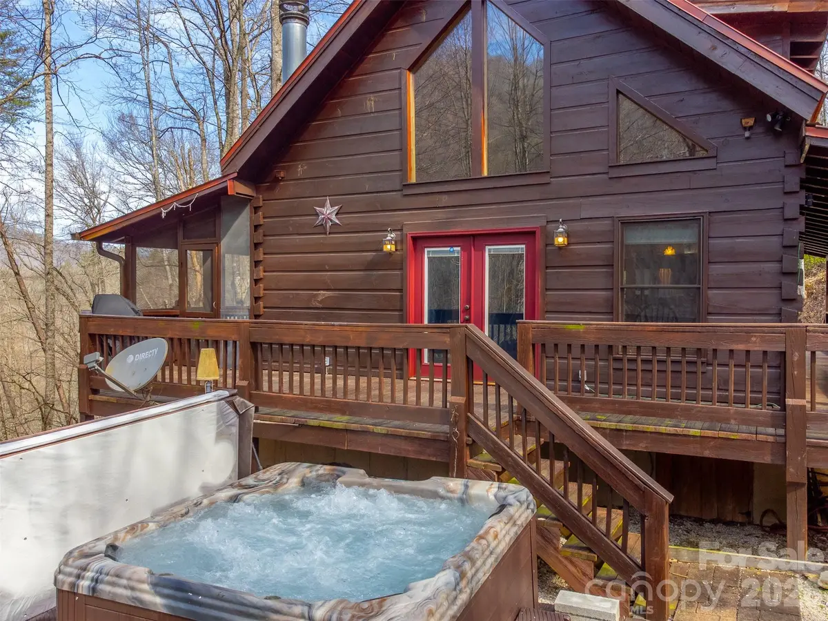 170 Wilkes RD, Bryson City, NC 28713