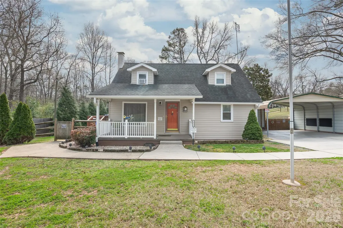 1411 Hensley RD E, Fort Mill, SC 29715