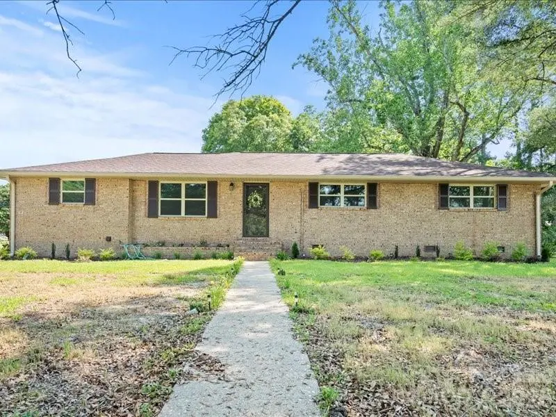 136 Chester Park CIR, Chesterfield, SC 29709