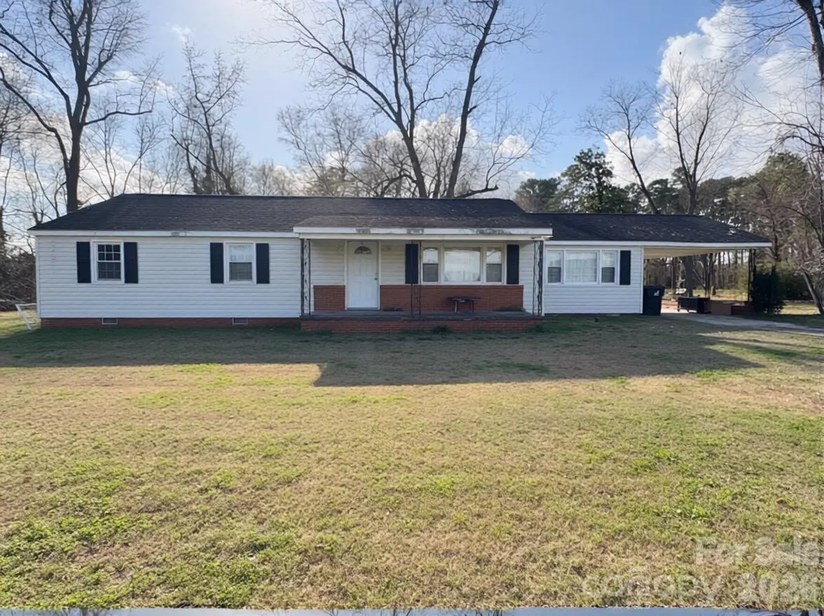 1097 Joe Brown HWY N, Chadbourn, NC 28431