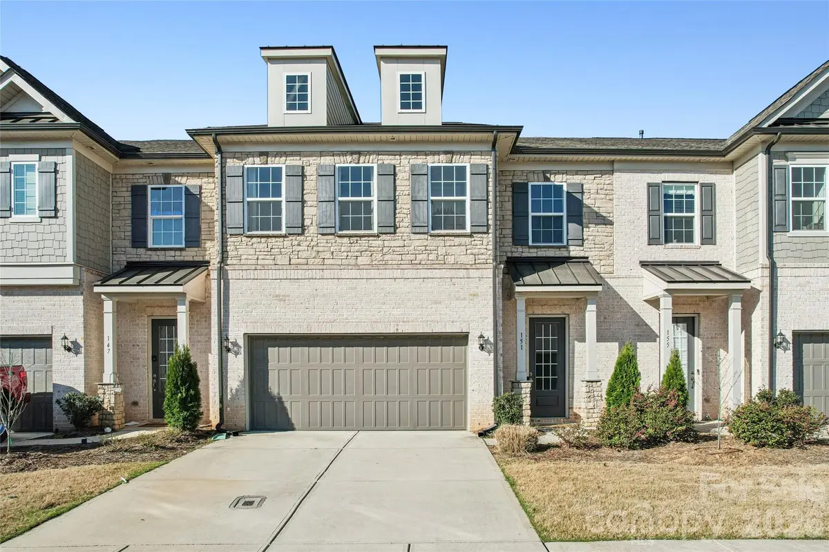 151 Heathbrook LN, Waxhaw, NC 28173