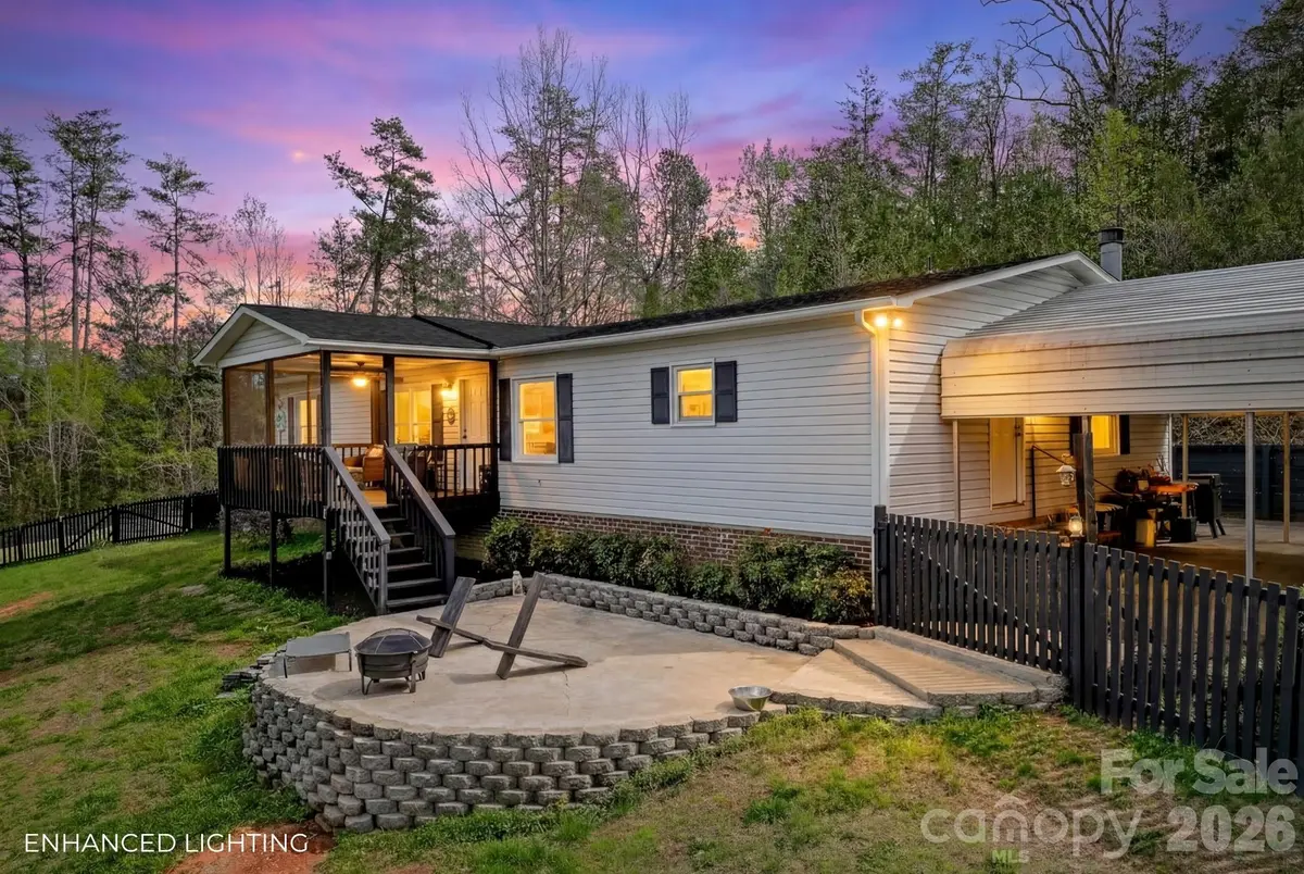 1003 Camp Creek RD, Union Mills, NC 28167
