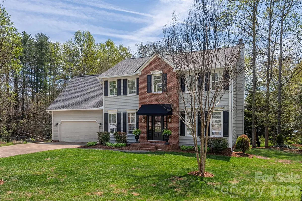 42 Cranberry Bog CT, Fletcher, NC 28732