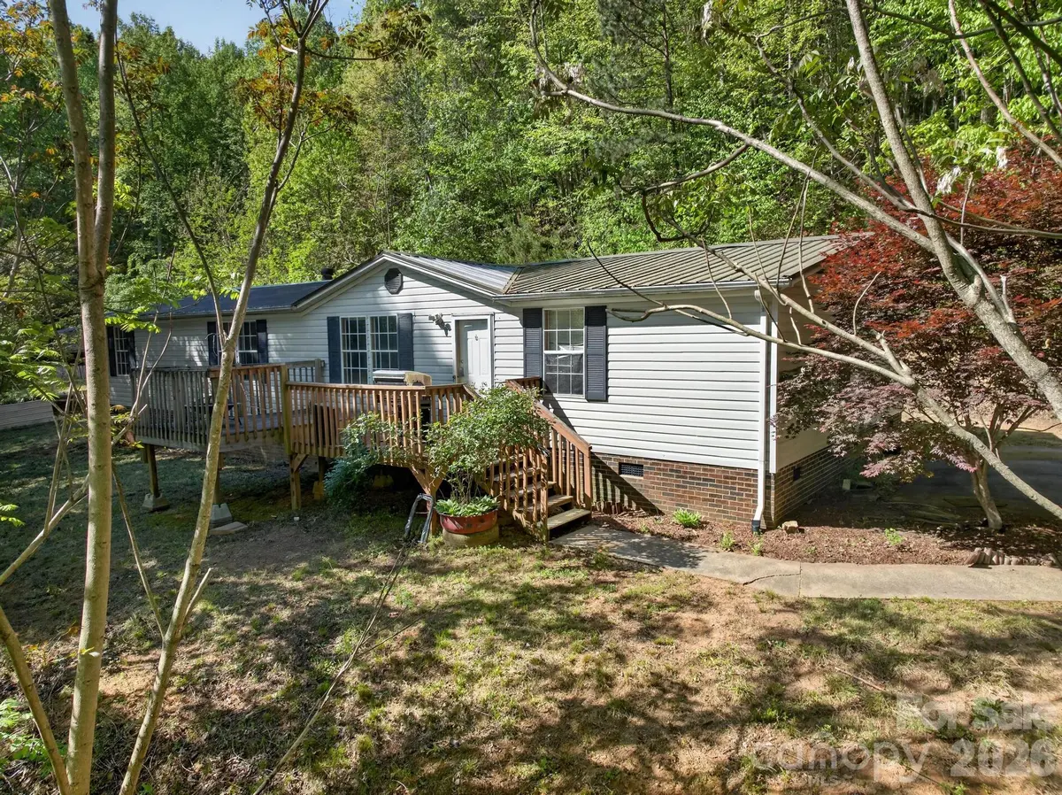 2324 Alfred Hartley RD, Lenoir, NC 28645