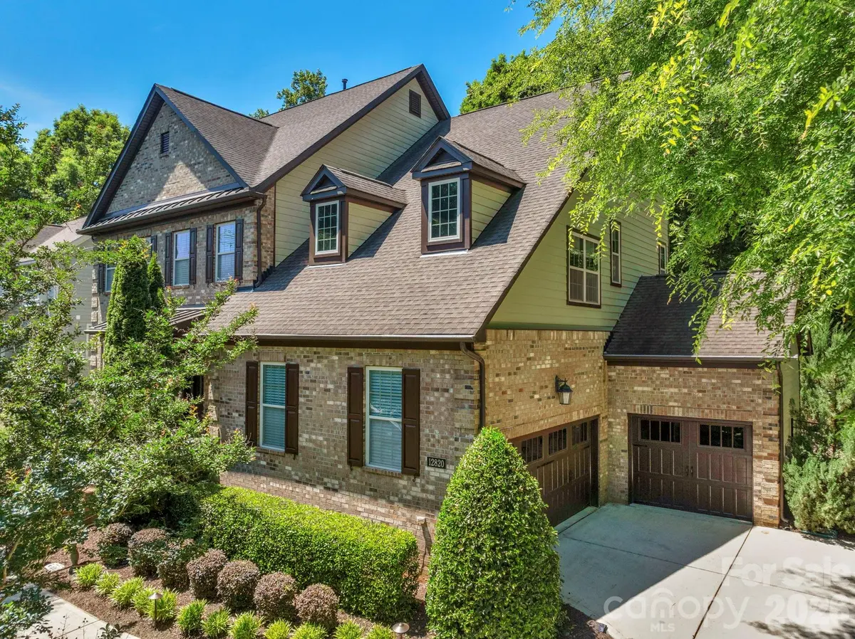 12820 Elkhorn DR, Charlotte, NC 28278