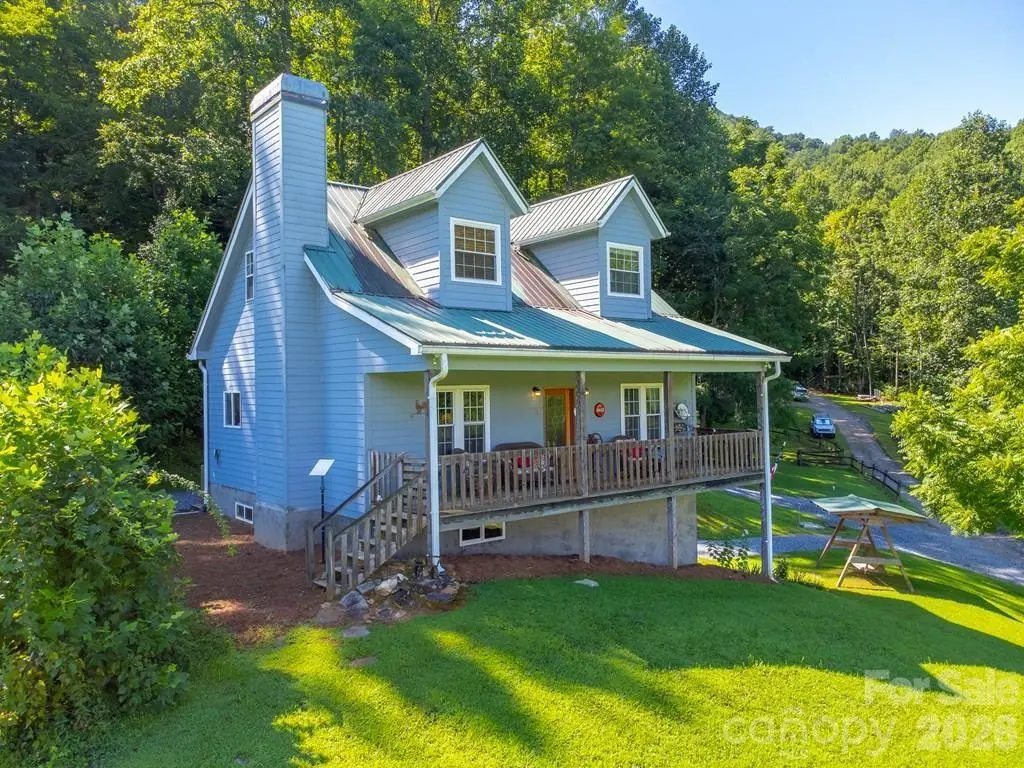 54 Barnwood WAY, Whittier, NC 28789