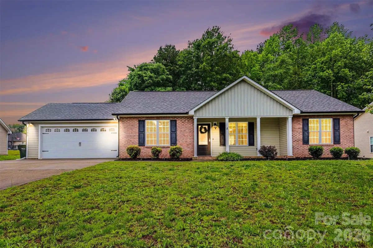 2325 Montford AVE NW, Concord, NC 28027