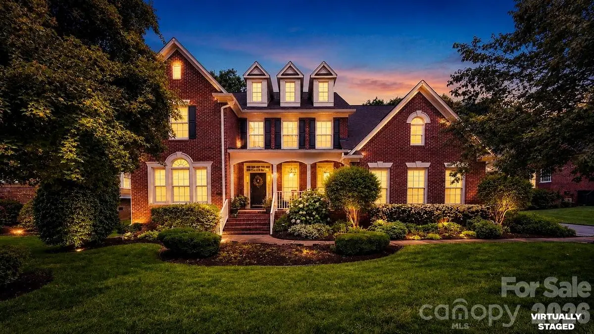 8716 Devonshire DR, Huntersville, NC 28078