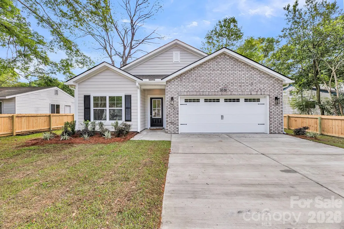 344 Kelly AVE, Mooresville, NC 28115