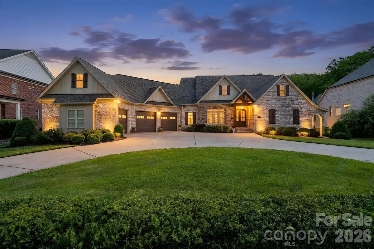 808 Brookberry Farm CIR, Winston Salem, NC 27106