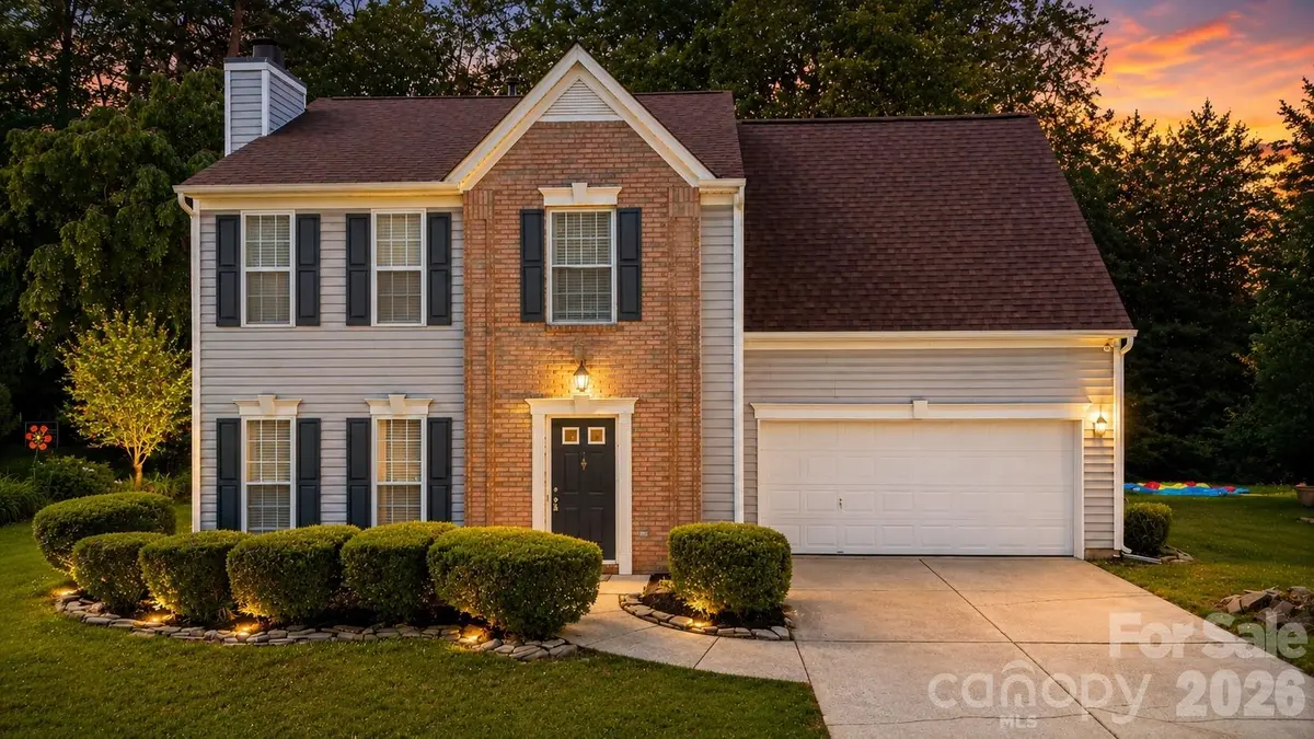 7011 Long Run LN, Charlotte, NC 28216
