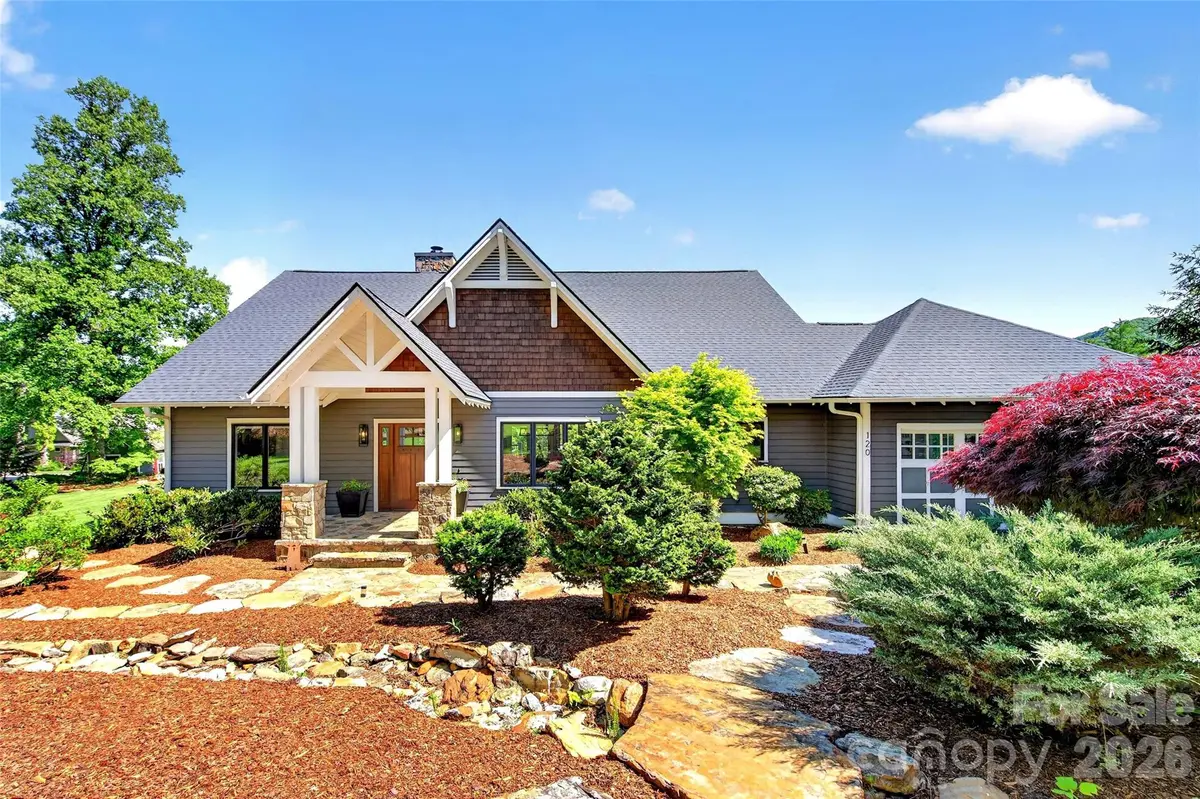 120 Old Lakey Gap RD, Black Mountain, NC 28711