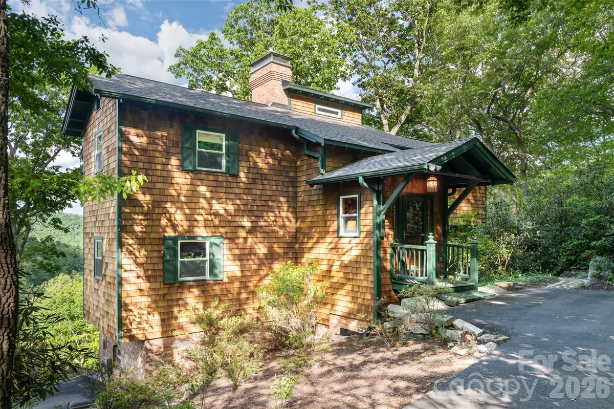 162 Merrills Chase RD, Asheville, NC 28803