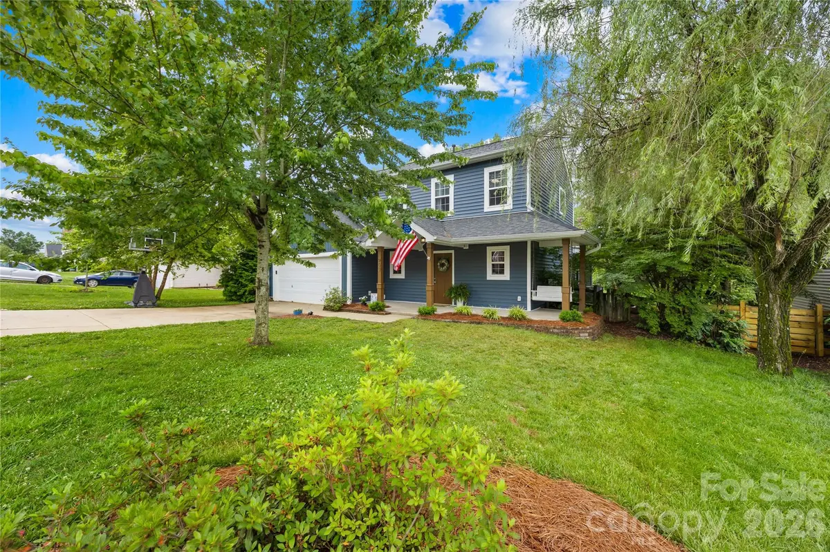 953 Rocky Meadows LN, Concord, NC 28025