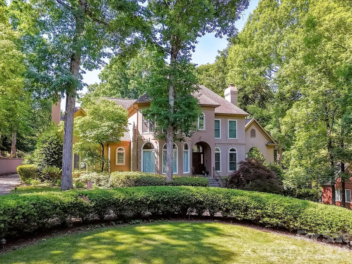 4725 Old Course DR, Charlotte, NC 28277
