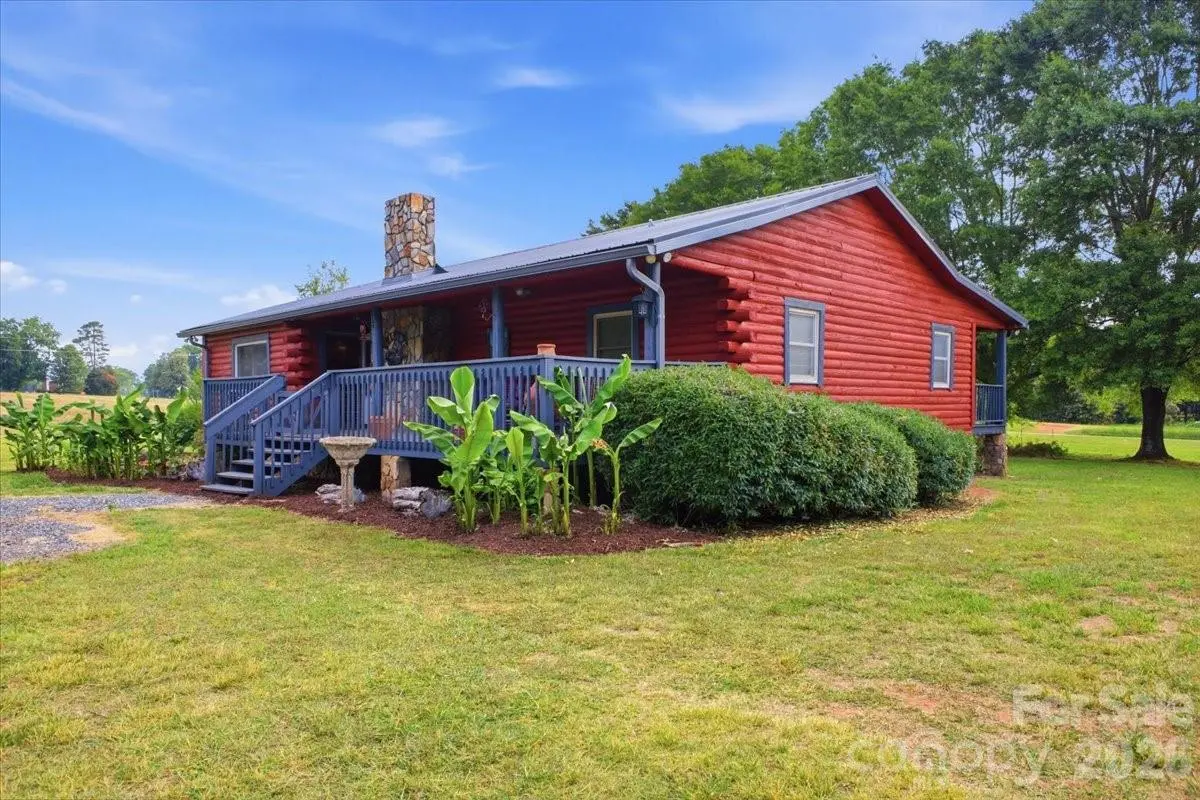 4639 Hickory Lincolnton HWY, Newton, NC 28658