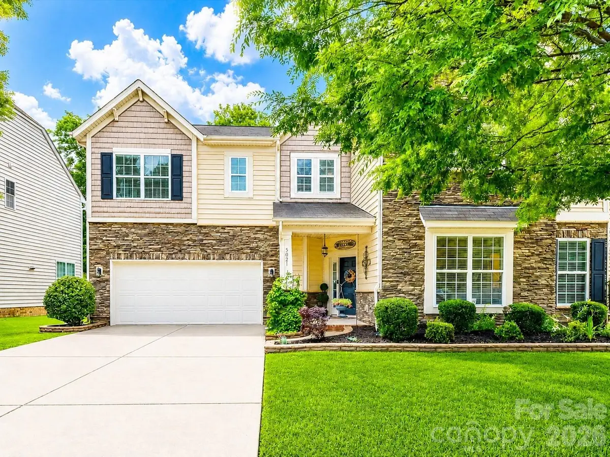 5021 Helena Park LN, Matthews, NC 28105