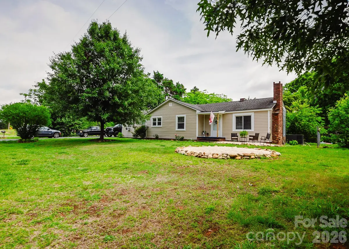 12536 Winfield RD, Norwood, NC 28128