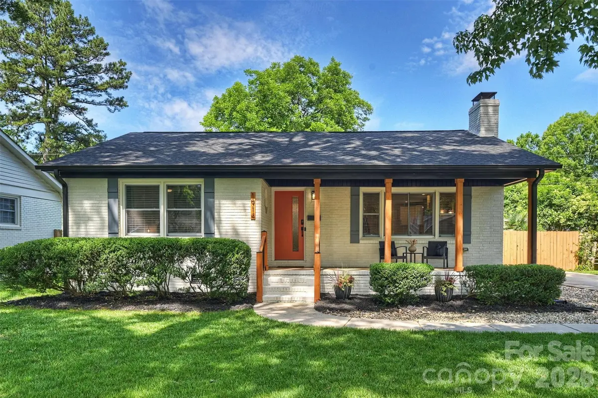 1914 Windham PL, Charlotte, NC 28205