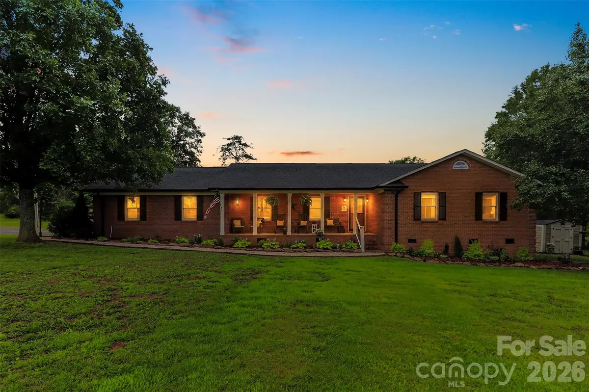 6720 County Line RD, Mount Pleasant, NC 28124