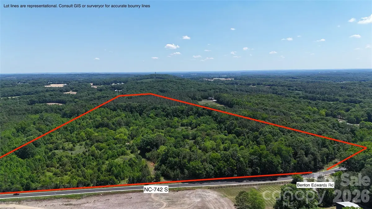 8822 NC 742 HWY, Marshville, NC 28103
