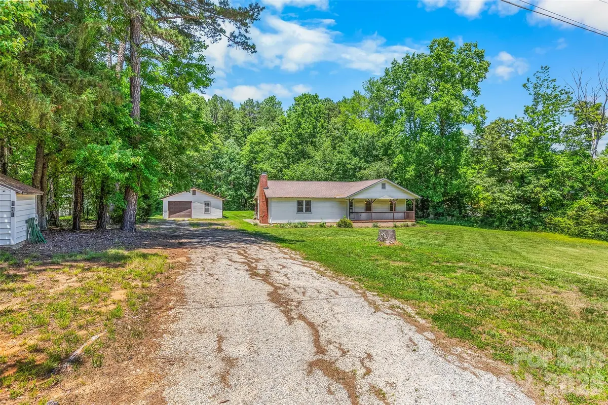 141 Winged Elm LN, Mooresville, NC 28115