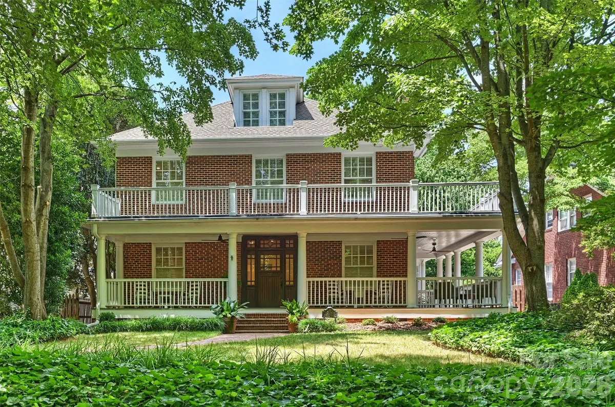 2126 Dilworth RD E, Charlotte, NC 28203