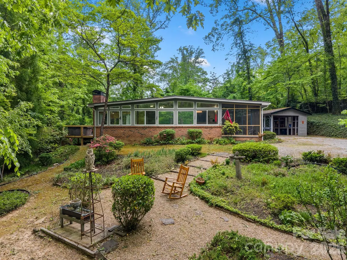41 Red Bird RD, Tryon, NC 28782