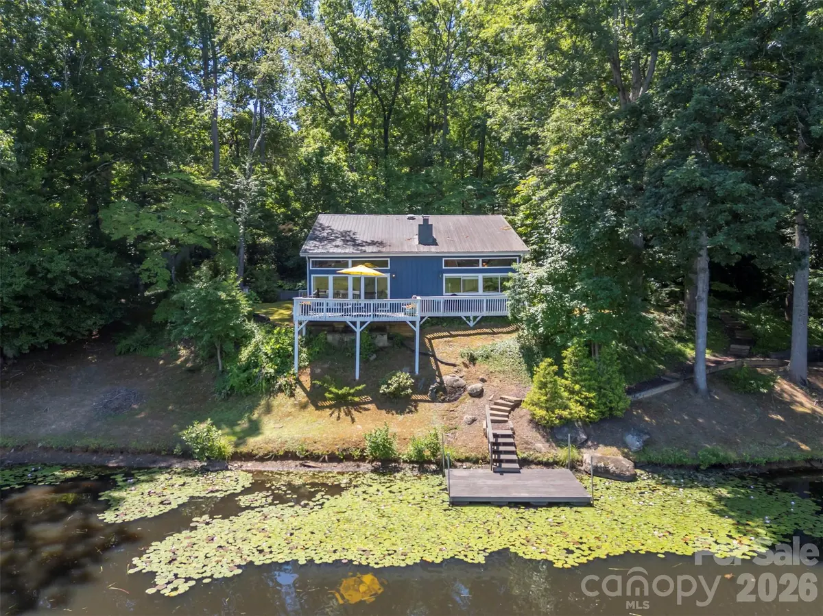 377 Kingswood DR, Forest City, NC 28043