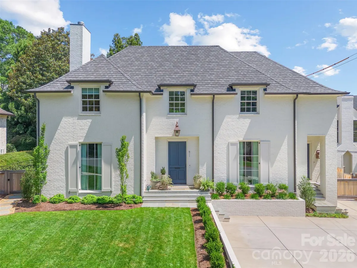 911 Colville RD, Charlotte, NC 28207