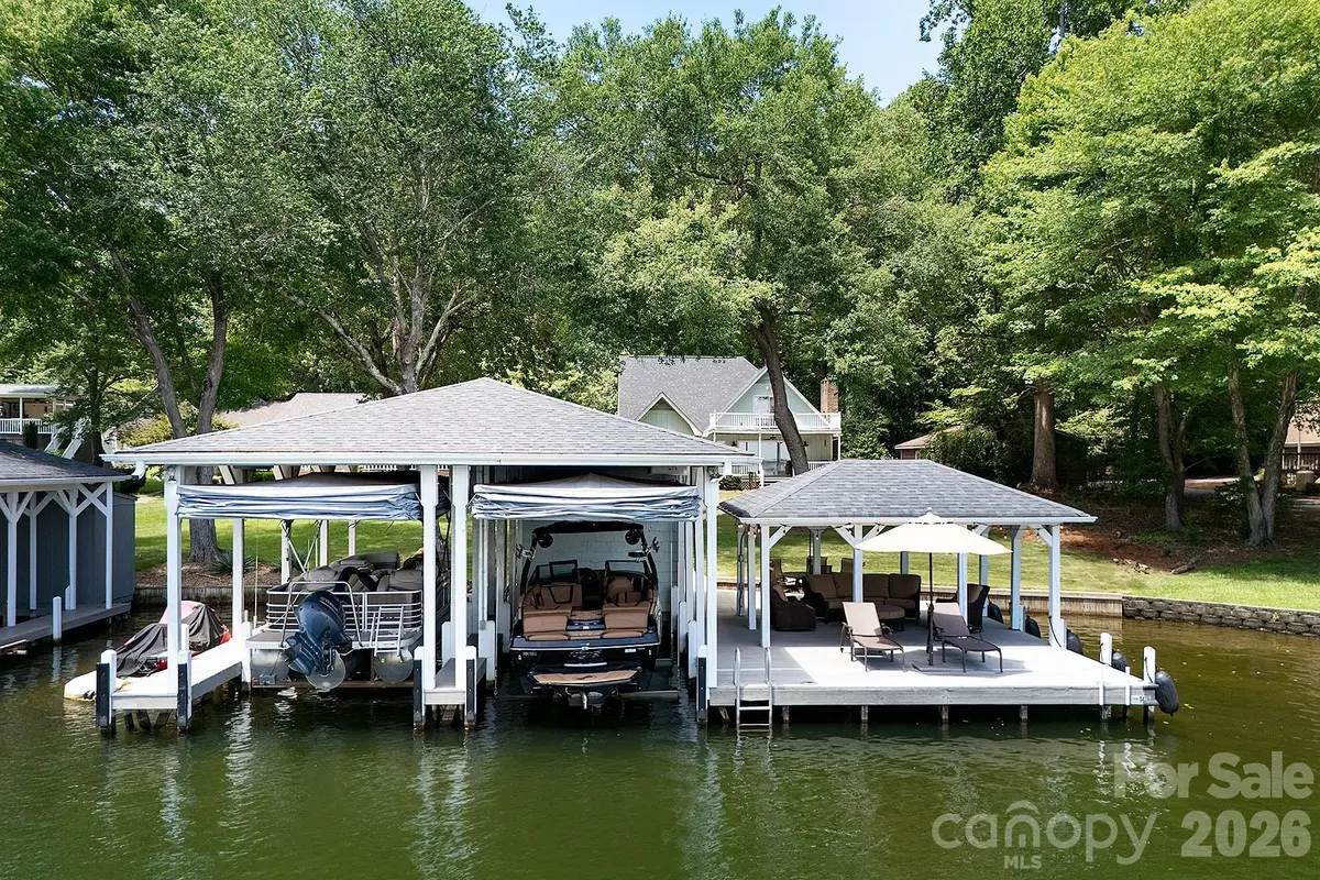 136 Lakeland CIR #13, Mount Gilead, NC 27306